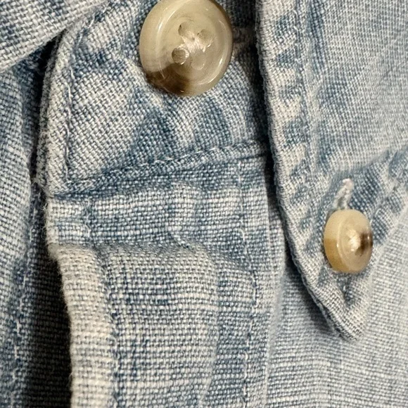 J.Crew Men’s Chambray Button-Down Shirt - Light Blue - Size M - Picture 4 of 8